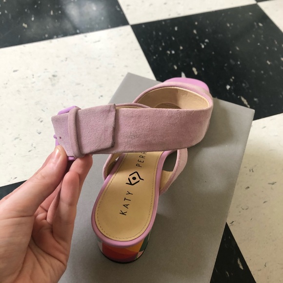 Katy Perry Margot Strappy Purple Sandals (run big) - Picture 14 of 16